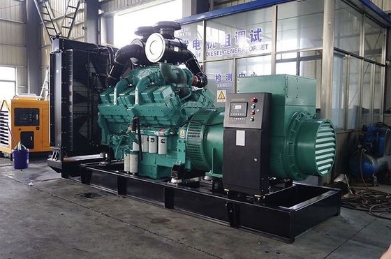 700KW Cummins Diesel Generator Set Standford Generator Black Color 50/60hz